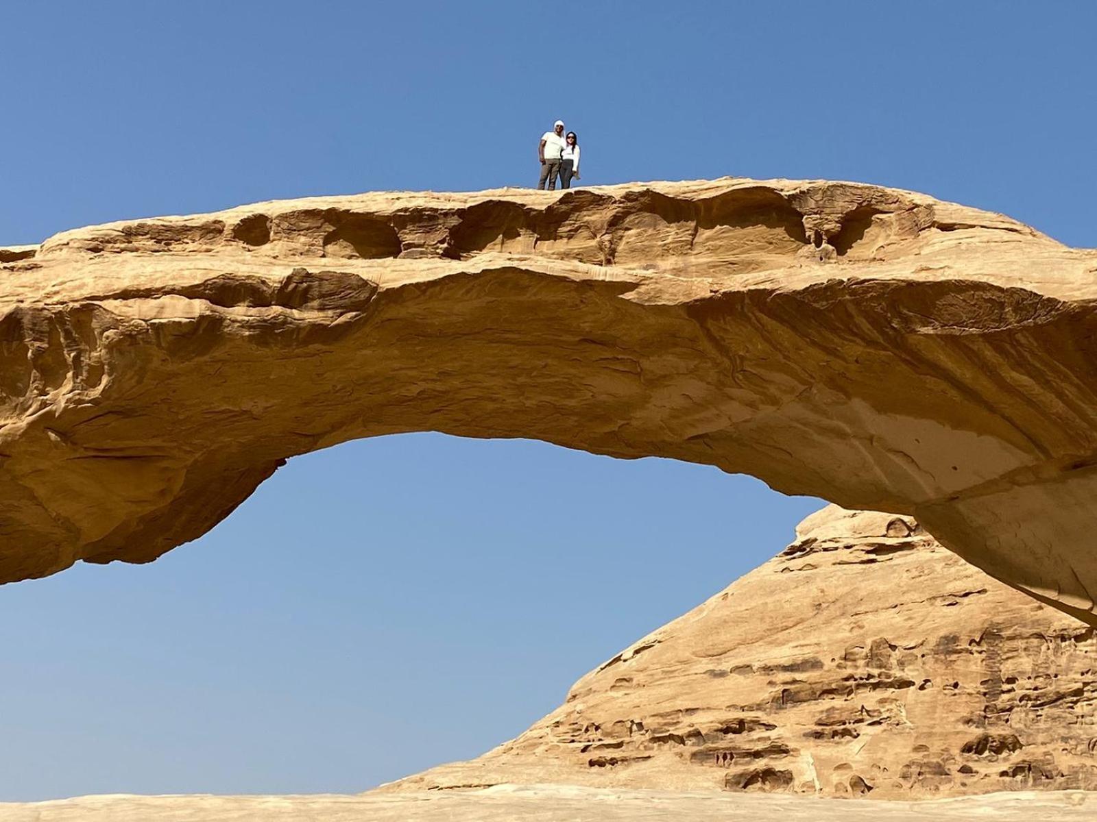 Titanic Camp Bed & Breakfast Wadi Rum Bagian luar foto