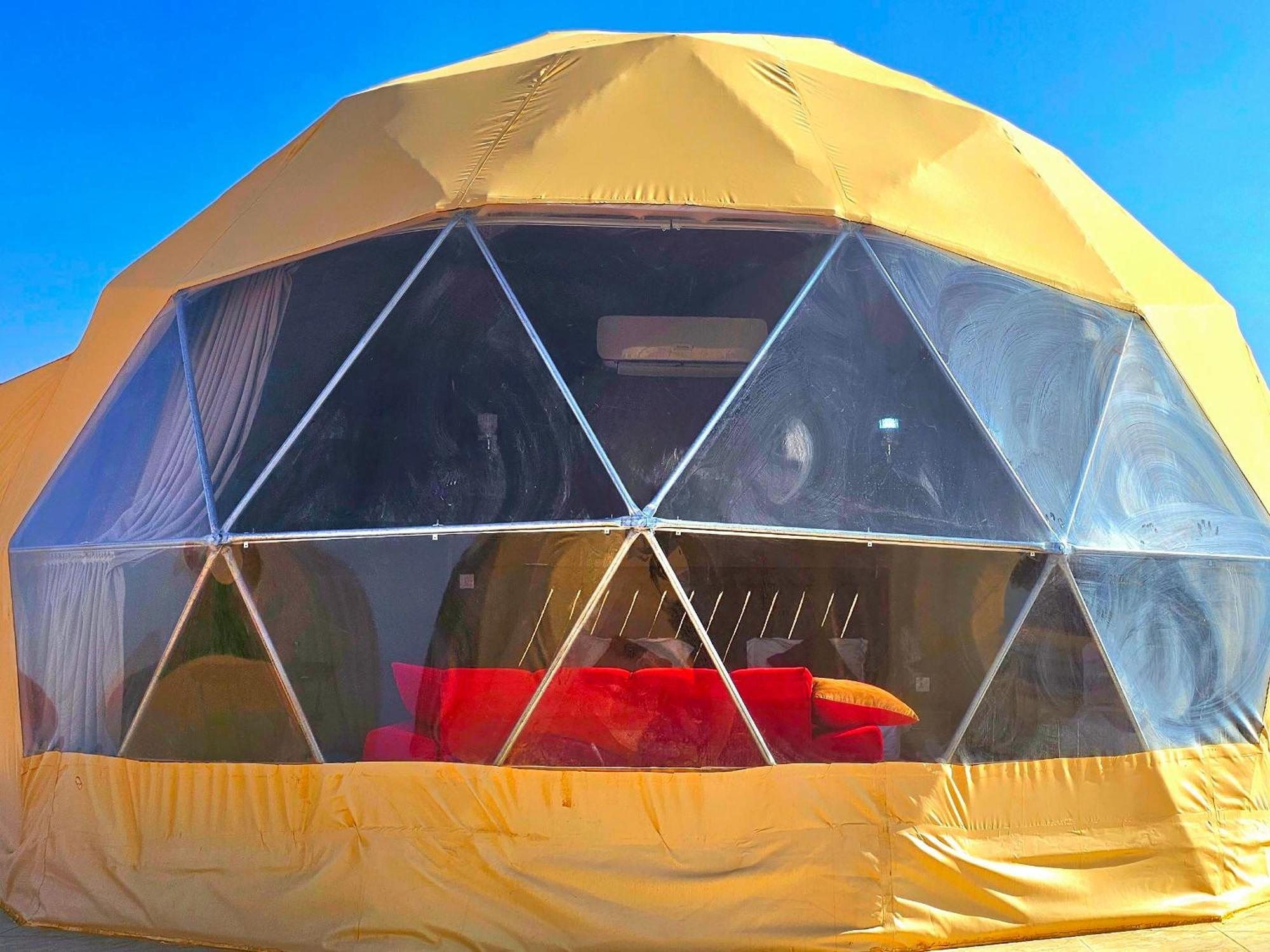 Titanic Camp Bed & Breakfast Wadi Rum Bagian luar foto