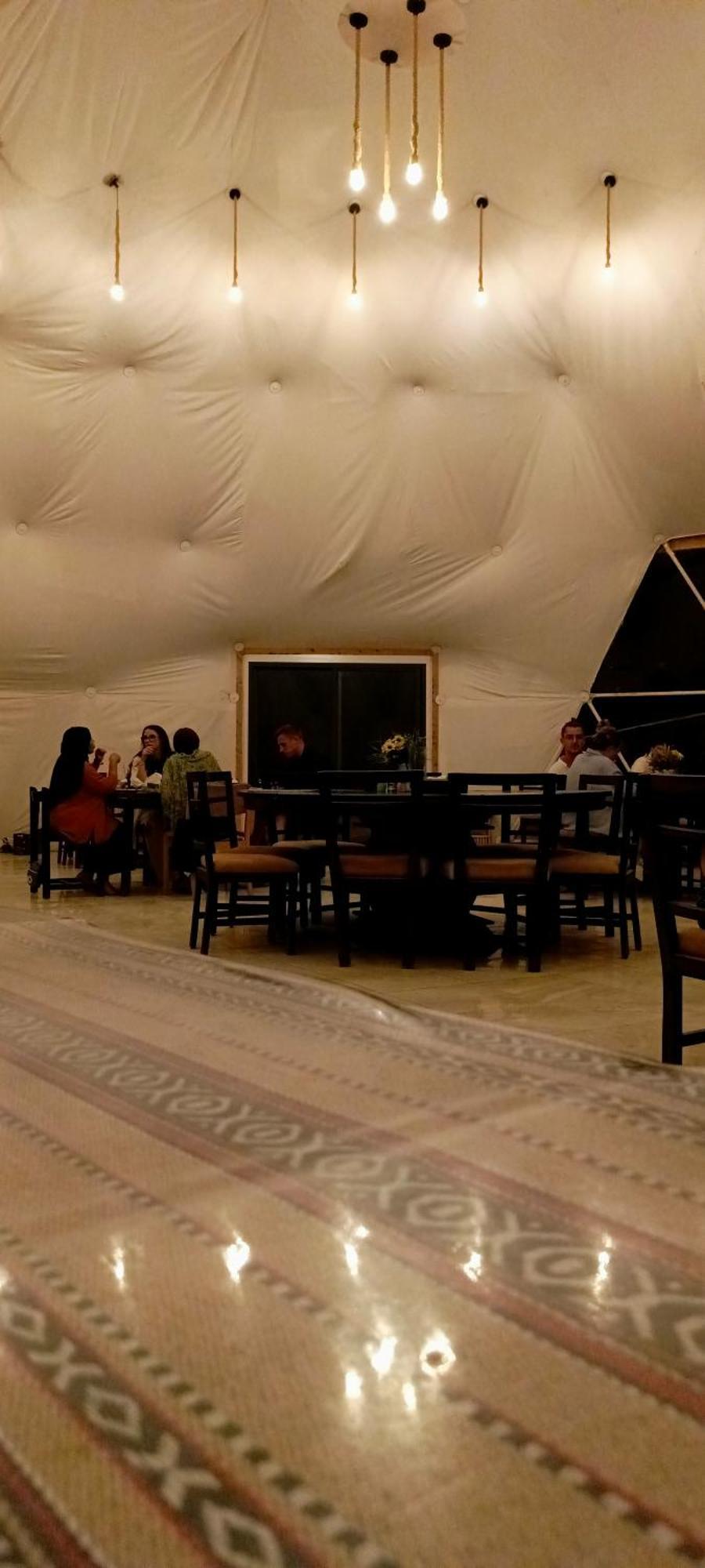 Titanic Camp Bed & Breakfast Wadi Rum Bagian luar foto