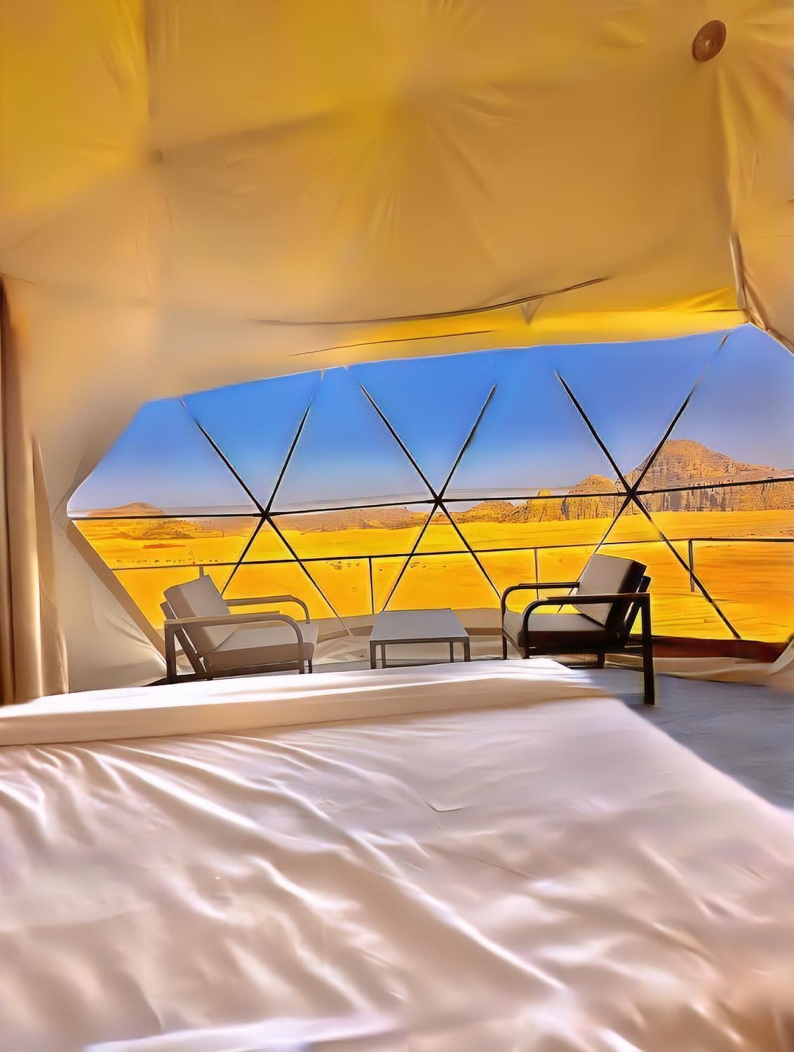 Titanic Camp Bed & Breakfast Wadi Rum Bagian luar foto